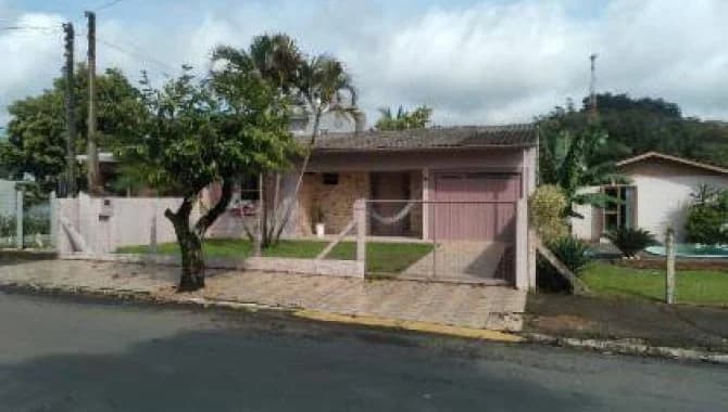 Foto 1 de 3: Casa em leilão em Portão - RS, bairro Rincão do Cascalho — Casa 160 m² - Rincão do Cascalho - Portão - RS