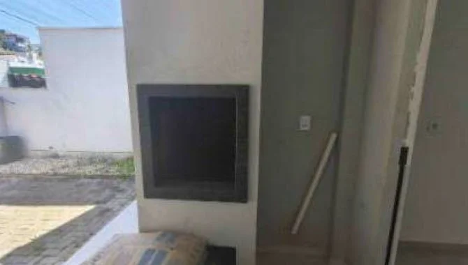 Foto 12 de 28: Casa em leilão em Brusque - SC, bairro Rio Branco — Casa em Condomínio 119 m² (01 vaga) - Rio Branco - Brusque - SC