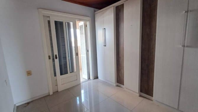 Foto 34 de 68: Casa em leilão em Canoas - RS, bairro Estradaância Velha — Casa 153 m² - Estância Velha - Canoas - RS