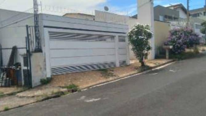 Foto 4 de 10: Casa em leilão em Marília - SP, bairro Alto Cafezal — Casa 249 m² - Alto Cafezal - Marília - SP