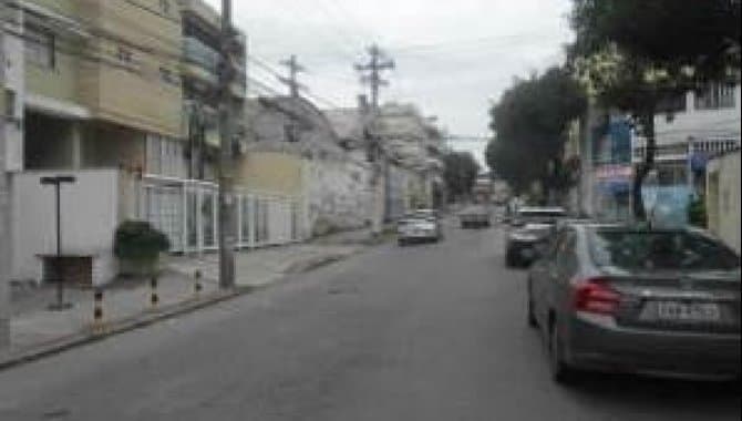 Foto 4 de 7: Comercial em leilão em Rio De Janeiro - RJ, bairro Cascadura — Loja 290 m² (Unid. Ra 15) - Cascadura - Rio de Janeiro - RJ