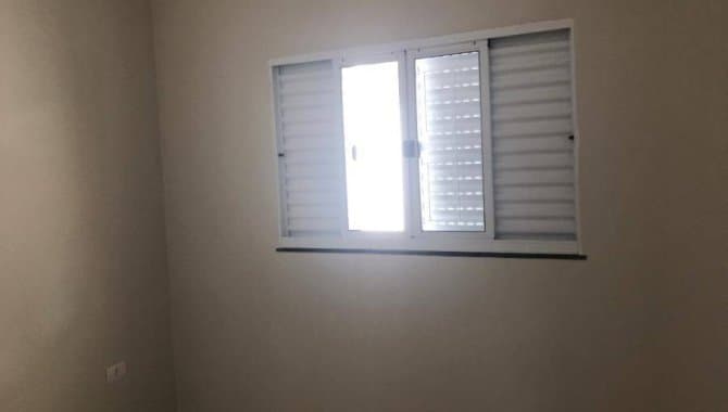 Foto 13 de 21: Casa em leilão em Sarandi - PR — Casa em Condomínio 75 m² (01 vaga) - Parque Residencial Bela Vista - Sarandi - PR