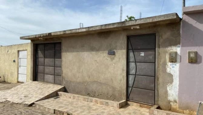 Foto 2 de 9: Casa em leilão em Araripina - PE, bairro Alto da Boa Vista — Casa 38 m² - Alto da Boa Vista - Araripina - PE
