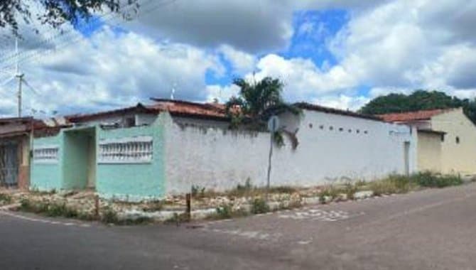 Foto 4 de 6: Casa em leilão em Aracati - CE, bairro Cohab — Casa 45 m² - Cohab - Aracati - CE