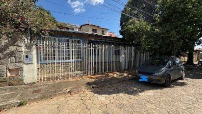 Foto 1 de 9: Casa em leilão em Lavras - MG, bairro Centenário — Casa 227 m² - Centenário - Lavras - MG