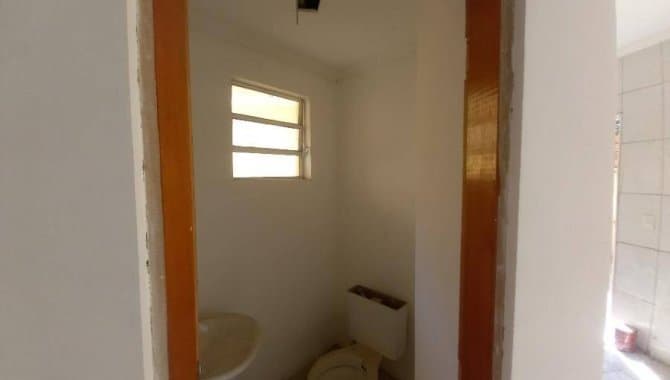 Foto 12 de 22: Casa em leilão em Suzano - SP, bairro Jardim Europa — Casa em Condomínio 86 m² (01 vaga) - Jardim Europa - Suzano - SP