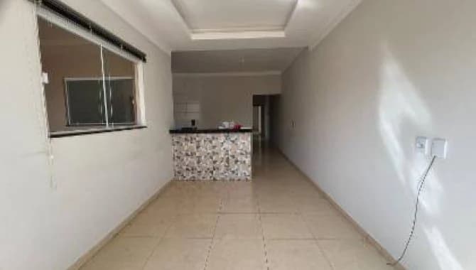 Foto 12 de 23: Casa em leilão em Catalão - GO, bairro Setor Aeroporto — Casa 103 m² (Unid. 01) - Setor Aeroporto - Catalão - GO
