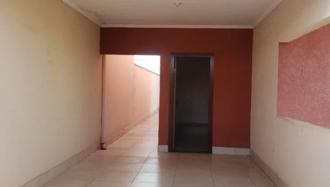 Foto 15 de 17: Casa em leilão em Ivaiporã - PR, bairro Vila Nova Pora — Casa 142 m² - Vila Nova Pora - Ivaiporã - PR