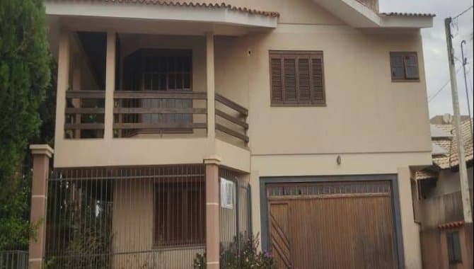 Foto 11 de 18: Casa em leilão em Santa Rosa - RS, bairro São Francisco — Casa 275 m² - São Francisco - Santa Rosa - RS