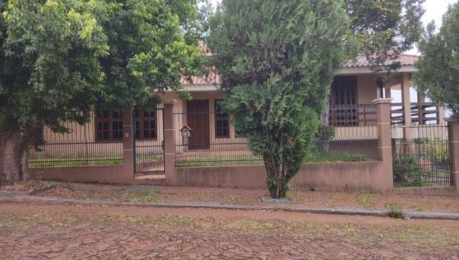 Foto 6 de 18: Casa em leilão em Santa Rosa - RS, bairro São Francisco — Casa 275 m² - São Francisco - Santa Rosa - RS