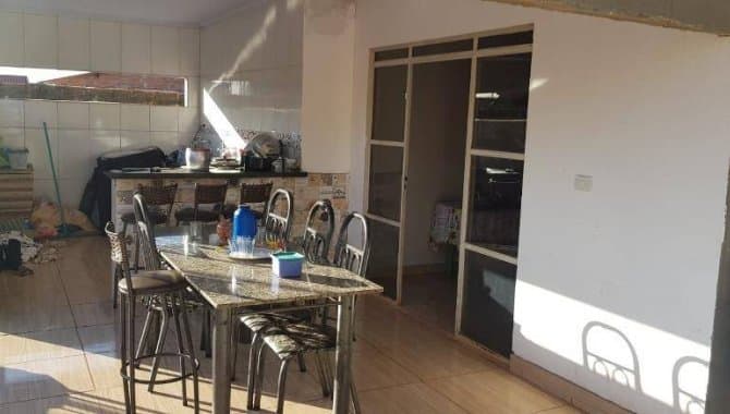 Foto 16 de 17: Casa em leilão em Montes Claros De Goiás - GO, bairro Cidade de Deus — Casa 181 m² - Cidade De Deus - Montes Claros De Goiás - GO