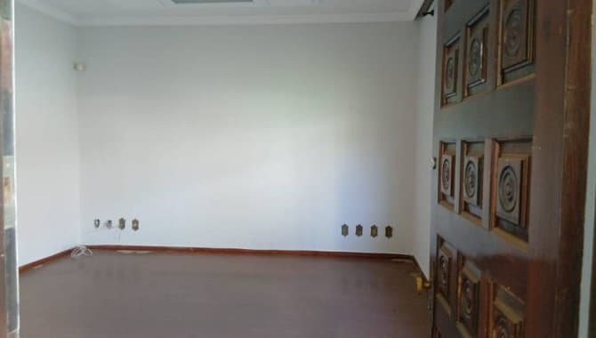Foto 36 de 61: Casa em leilão em Pouso Alegre - MG, bairro Centro — Casa 163 m² - Centro - Pouso Alegre - MG