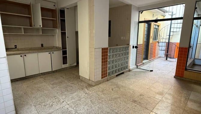 Foto 41 de 61: Casa em leilão em Pouso Alegre - MG, bairro Centro — Casa 163 m² - Centro - Pouso Alegre - MG