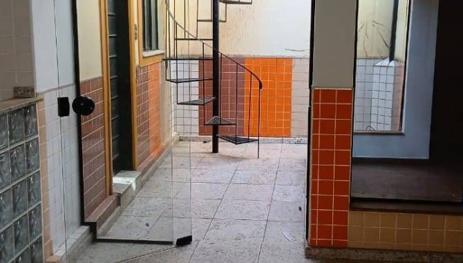 Foto 38 de 61: Casa em leilão em Pouso Alegre - MG, bairro Centro — Casa 163 m² - Centro - Pouso Alegre - MG