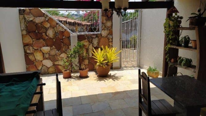 Foto 2 de 19: Casa em leilão em Goiânia - GO, bairro Setor Sul — Casa em Condomínio 188 m² (01 vaga) - Setor Sul - Goiânia - GO