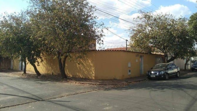 Foto 23 de 28: Casa em leilão em Uberaba - MG, bairro Grande Horizonte — Casa 297 m² - Grande Horizonte - Uberaba - MG