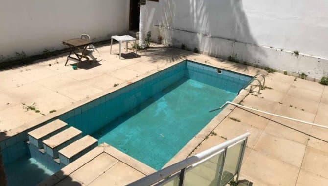 Foto 25 de 36: Casa em leilão em Rio De Janeiro - RJ, bairro Anil — Casa em Condomínio 343 m² (01 vaga) - Anil - Rio de Janeiro - RJ
