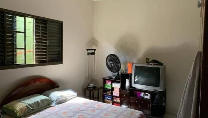 Foto 8 de 16: Casa em leilão em Sertãozinho - SP — Casa 187 m² - Shangri-Lá - Sertãozinho - SP