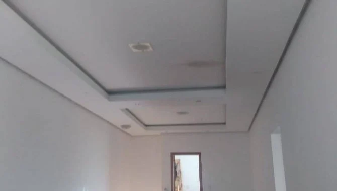 Foto 13 de 18: Casa em leilão em Poções - BA, bairro Centro — Casa 241 m² - Centro - Poções - BA