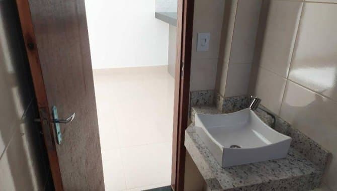 Foto 29 de 32: Casa em leilão em Montes Claros - MG, bairro Raul Lourenço — Casa 118 m² - Raul Lourenço - Montes Claros - MG