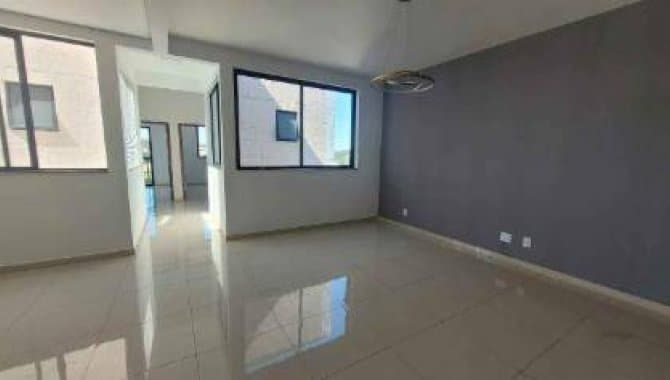 Foto 11 de 37: Apartamento em leilão em Barbacena - MG, bairro São José — Apartamento 99 m² (01 vaga) - São José - Barbacena - MG