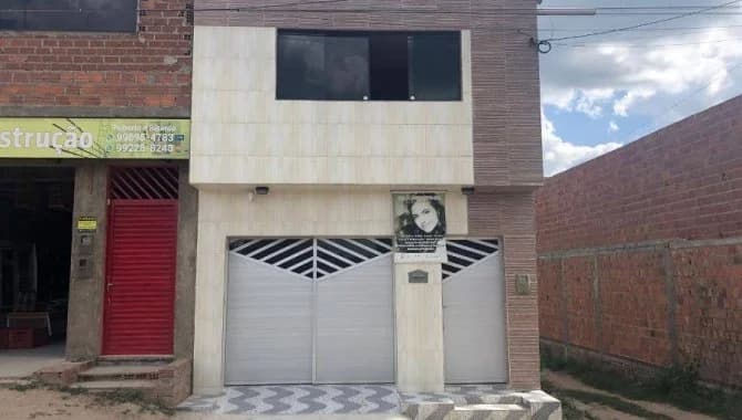 Foto 1 de 9: Casa em leilão em Bezerros - PE, bairro Bairro Novo — Casa 164 m² - Loteamento Bairro Novo - Bezerros - PE