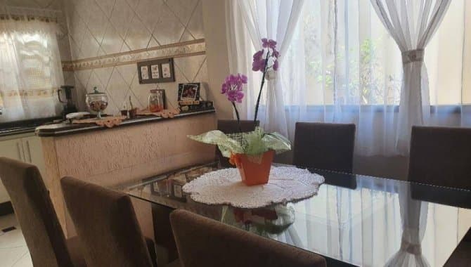 Foto 13 de 14: Casa em leilão em Marília - SP — Casa 168 m² - Núcleo Habitacional Doutor Fernando Mauro Pires Rocha - Marília - S