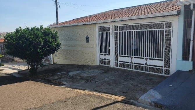 Foto 1 de 14: Casa em leilão em Marília - SP — Casa 168 m² - Núcleo Habitacional Doutor Fernando Mauro Pires Rocha - Marília - S