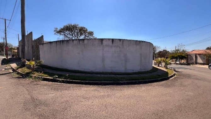 Foto 5 de 6: Casa em leilão em São Carlos - SP, bairro Parque Belvedere — Casa 100 m² - Parque Belvedere - São Carlos - SP