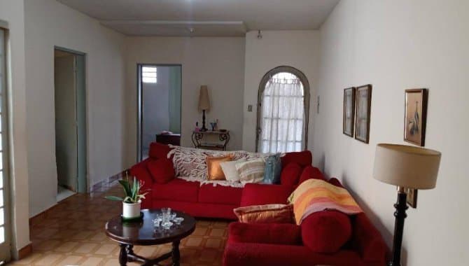 Foto 11 de 13: Casa em leilão em Taubaté - SP, bairro Centro — Casa 98 m² - Centro - Taubaté - SP
