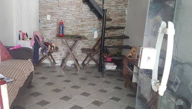 Foto 5 de 15: Casa em leilão em Rio De Janeiro - RJ, bairro Bangu — Casa em Condomínio 46 m² (01 vaga) - Bangu - Rio de Janeiro - RJ