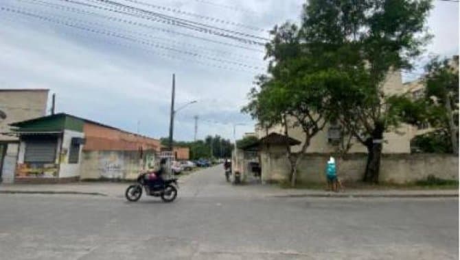 Apartamento em leilão em São João De Meriti - RJ, bairro Inhoaíba — Apartamento 49 m² (privativa + comum) - Inhoaíba - Rio de Janeiro - RJ