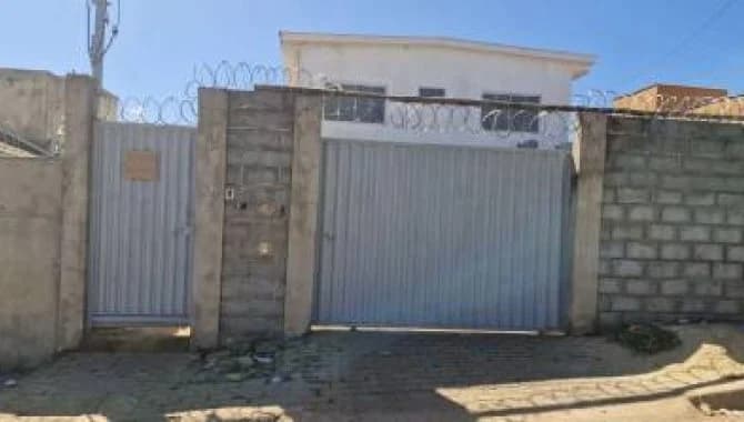 Foto 1 de 2: Apartamento em leilão em Prudente De Morais - MG, bairro São João Ii — Apartamento 70 m² (1 vaga) - São João II - Prudente de Morais - MG