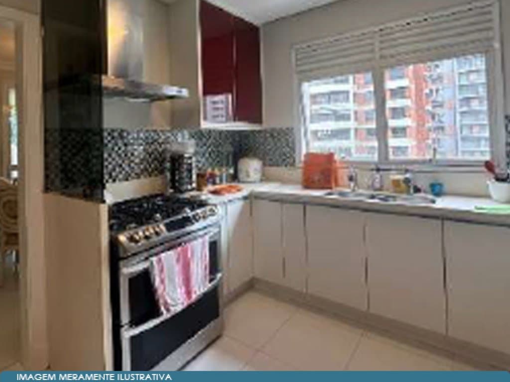 Foto 6 de 13: Apartamento em leilão em São Paulo - SP, bairro Moema — Apartamento 257 m² com 04 Vagas - Moema - São Paulo - SP