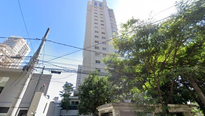 Foto 1 de 13: Apartamento em leilão em São Paulo - SP, bairro Moema — Apartamento 257 m² com 04 Vagas - Moema - São Paulo - SP