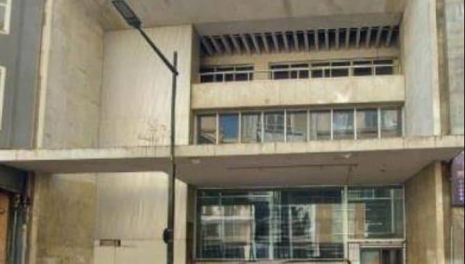 Foto 1 de 24: Comercial em leilão em Porto Alegre - RS, bairro Centro Histórico — Prédio Comercial 2.700 m² - Centro Histórico - Porto Alegre - RS