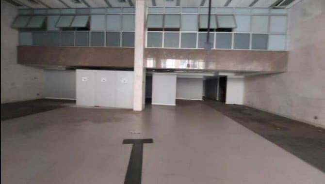 Foto 12 de 24: Comercial em leilão em Porto Alegre - RS, bairro Centro Histórico — Prédio Comercial 2.700 m² - Centro Histórico - Porto Alegre - RS