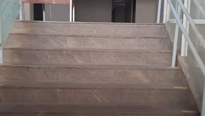 Foto 11 de 24: Comercial em leilão em Porto Alegre - RS, bairro Centro Histórico — Prédio Comercial 2.700 m² - Centro Histórico - Porto Alegre - RS