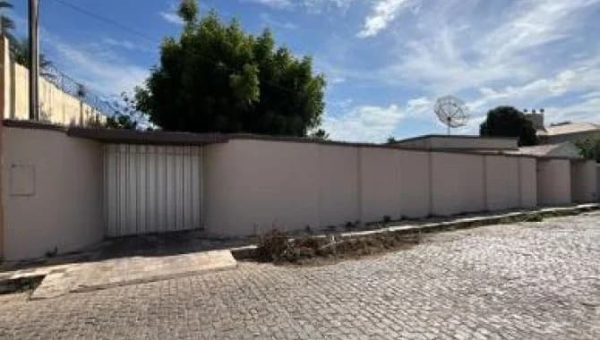 Foto 1 de 2: Casa em leilão em Iguatu - CE, bairro Planalto — Casa 180 m² - Iguatu-CE - Rua Brigadeiro Eduardo Gomes, 26 - Planalto