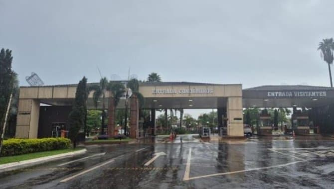 Foto 1 de 2: Casa em leilão em Goiânia - GO — Casa 358 m² - Goiânia-GO - Rua GV-04 - Lt. 05 da Qd. 07 - Residencial Granville