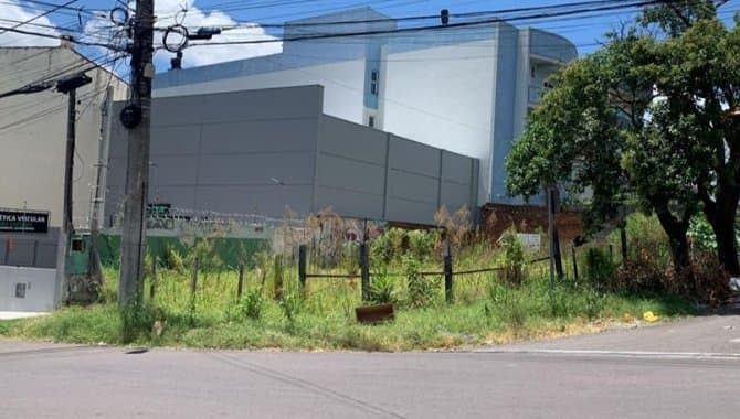 Foto 1 de 2: Terreno em leilão em Santa Maria - RS, bairro Nossa Senhora do Rosário — Terreno 225 m² - Santa Maria-RS - Rual Cel. Ernesto Becker, esquina com a Rua São Francisco - Partes dos Lts. 273 e 293 - Nossa Senhora do Rosário