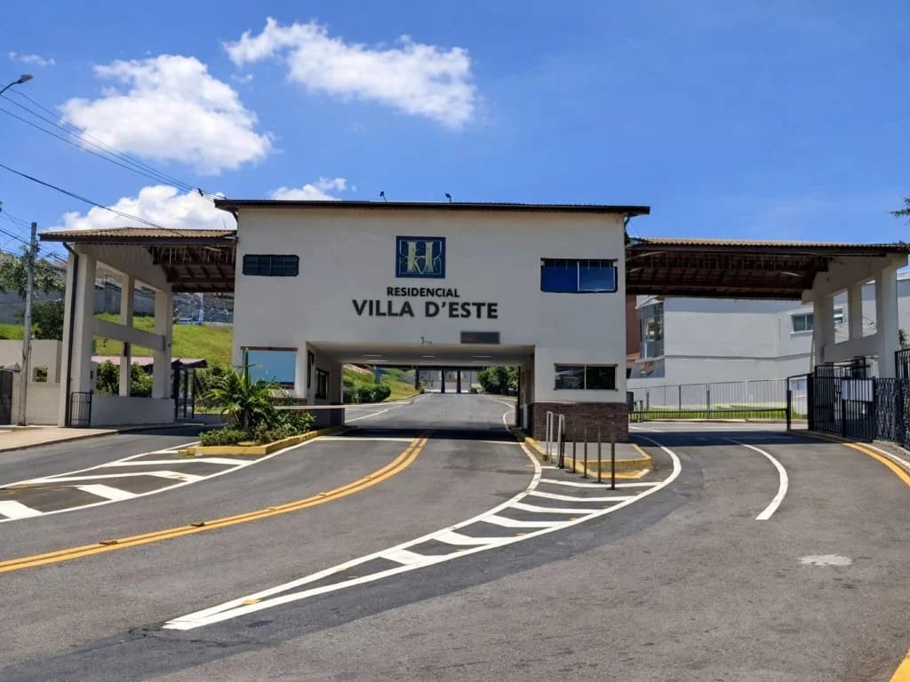 Foto 2 de 2: Casa em leilão em Cotia - SP, bairro Jardim Ipês — Casa em Condomínio 142 m² (Unid. 01 do Resid. Villa D’Este) - Jardim Ipês - Cotia - SP