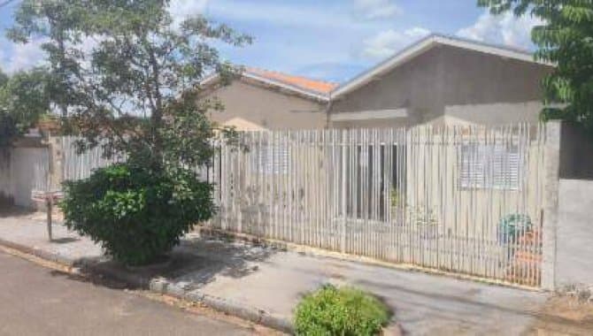 Foto 3 de 7: Casa em leilão em Guaraçaí - SP, bairro Centro — Casa 151 m² - Centro - Guaraçaí - SP