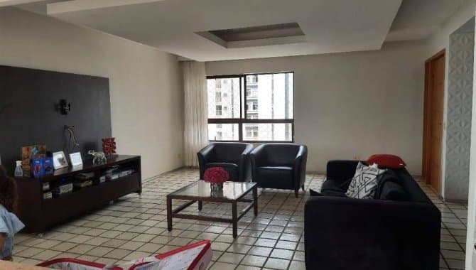 Foto 5 de 9: Apartamento em leilão em Jaboatão Dos Guararapes - PE, bairro Candeias — Apartamento 165 m² (03 vagas) - Candeias - Jaboatão dos Guararapes - PE