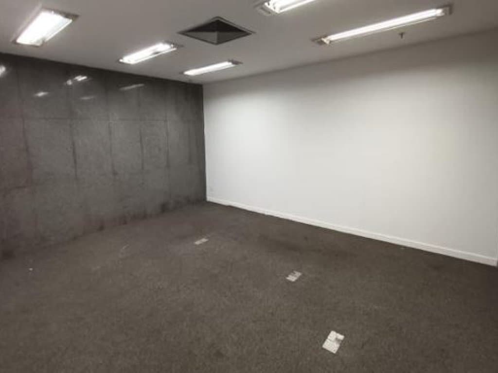 Foto 30 de 36: Comercial em leilão em Rio De Janeiro - RJ, bairro Centro — Loja 2.065 m² (privativa + comum) - Rio de Janeiro-RJ - Av. Rio Branco, 181 - Loja 181-A - (Composta por: Térreo, sobreloja, 2º pavimento, pavimento técnico, 1º e 2º subsolos) - Centro