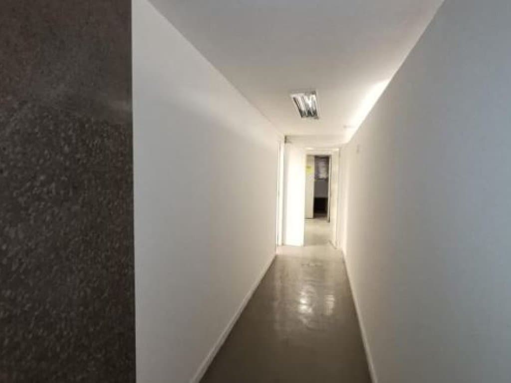 Foto 16 de 36: Comercial em leilão em Rio De Janeiro - RJ, bairro Centro — Loja 2.065 m² (privativa + comum) - Rio de Janeiro-RJ - Av. Rio Branco, 181 - Loja 181-A - (Composta por: Térreo, sobreloja, 2º pavimento, pavimento técnico, 1º e 2º subsolos) - Centro