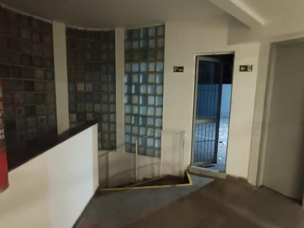 Foto 33 de 36: Comercial em leilão em Rio De Janeiro - RJ, bairro Centro — Loja 2.065 m² (privativa + comum) - Rio de Janeiro-RJ - Av. Rio Branco, 181 - Loja 181-A - (Composta por: Térreo, sobreloja, 2º pavimento, pavimento técnico, 1º e 2º subsolos) - Centro
