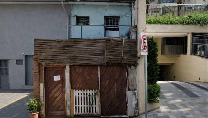 Foto 1 de 6: Comercial em leilão em São Paulo - SP, bairro Lapa — Prédio Comercial em Terreno de 110 m² - Lapa - São Paulo - SP