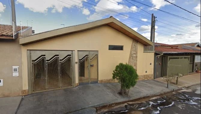 Foto 1 de 5: Casa em leilão em Olímpia - SP, bairro Vila Di Marco — Casa em Terreno de 158 m² - Vila di Marco - Olímpia - SP