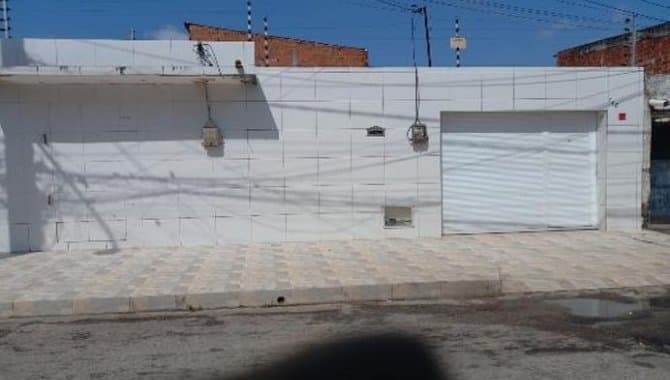 Foto 1 de 3: Casa em leilão em Fortaleza - CE — Casa 141 m² (área construída) - Conjunto Ceará II - Fortaleza - CE